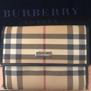 BURBERRY Authentic Nova Check Wallet